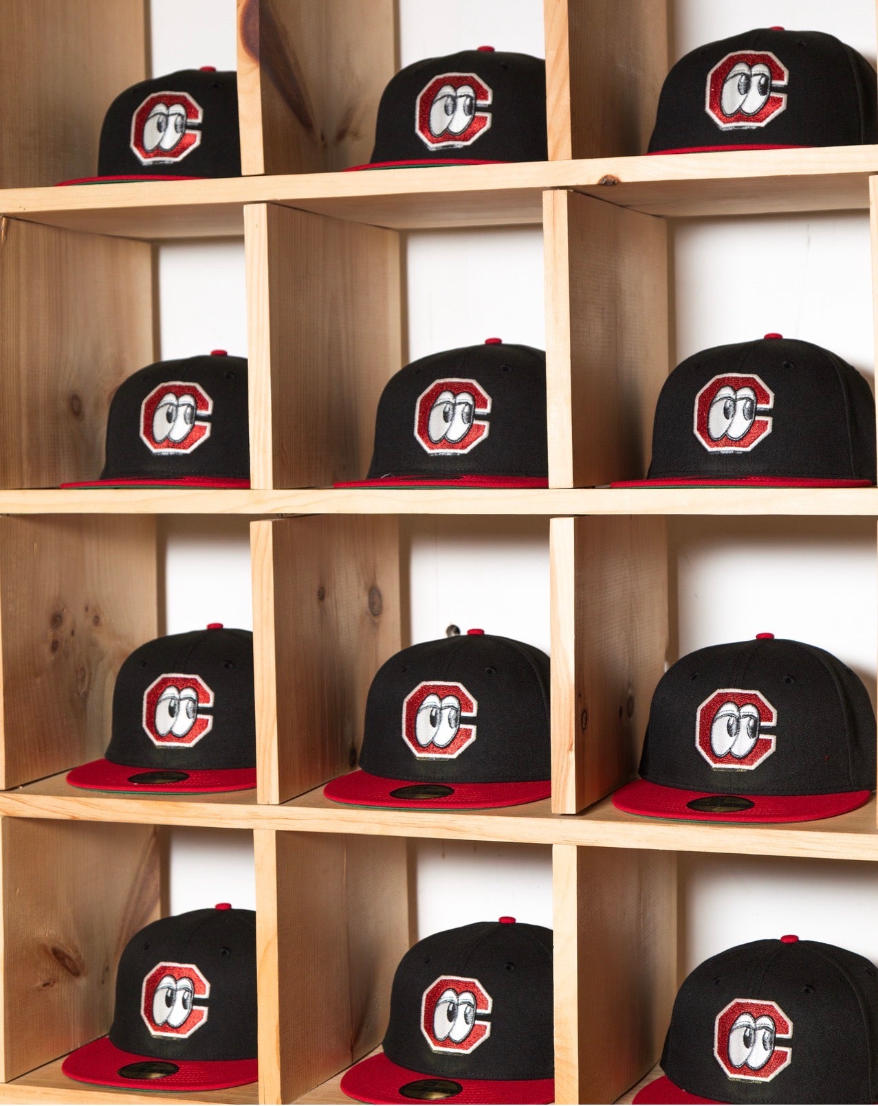 Chattanooga Lookouts Black/Scarlet 59Fifty New Era