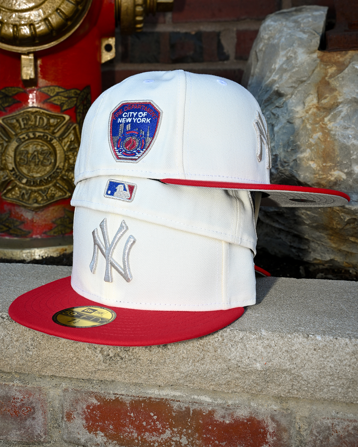 New York Yankees Fire Department City Of New York Chrome White/Scarlet 59Fifty New Era