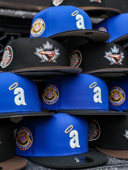 Toronto Blue Jays 30 Season Black/Walnut 59Fifty New Era
