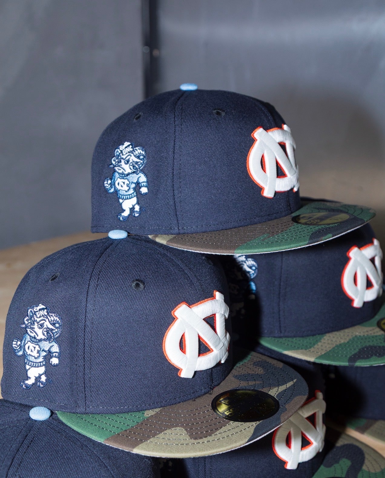 North Carolina Tar Heels Navy/Woodland Camo 59Fifty New Era