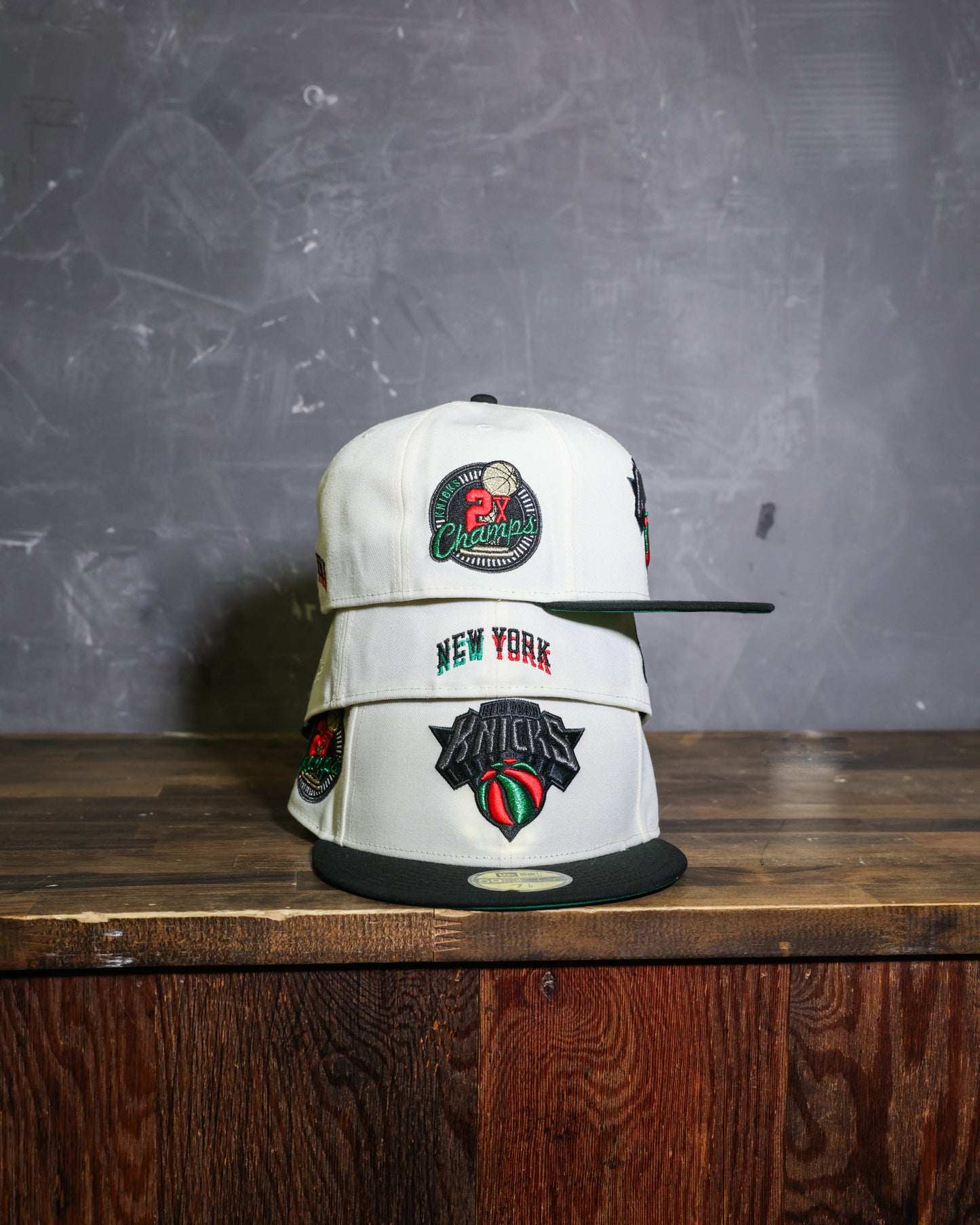 New York Knicks 2x Champ Chrome White/Black 59Fifty New Era