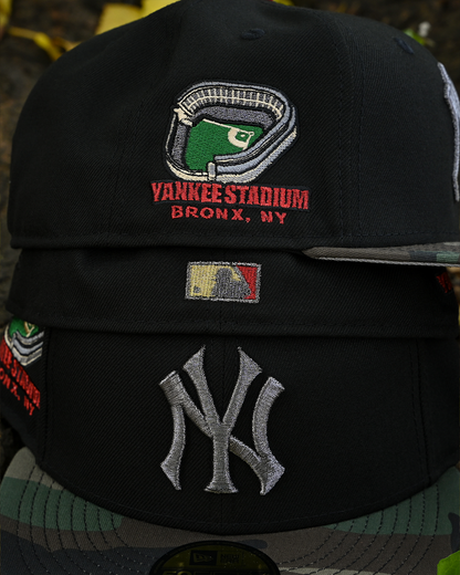 New York Yankees Yankee Stadium Black/Woodland Camo 59Fifty New Era