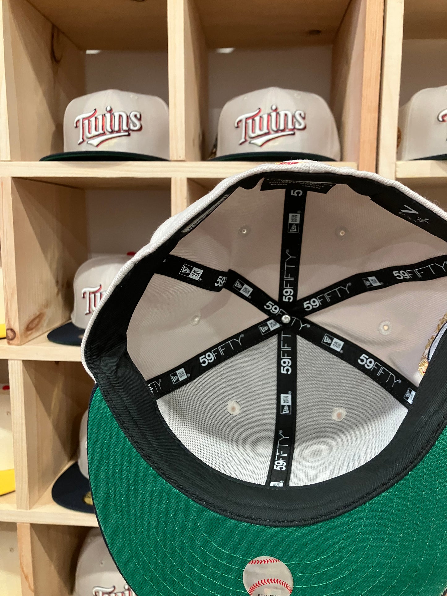 Minnesota Twins 60 Seasons Stone/Night Shift Navy 59Fifty New Era Hat