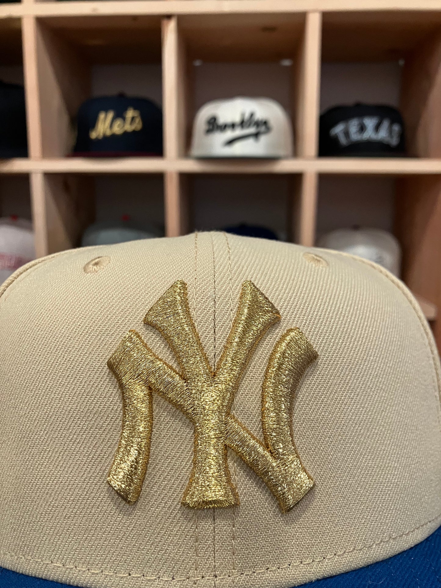 New York Yankees 1939 World Series Vegas Gold/Light Royal 59Fifty New Era