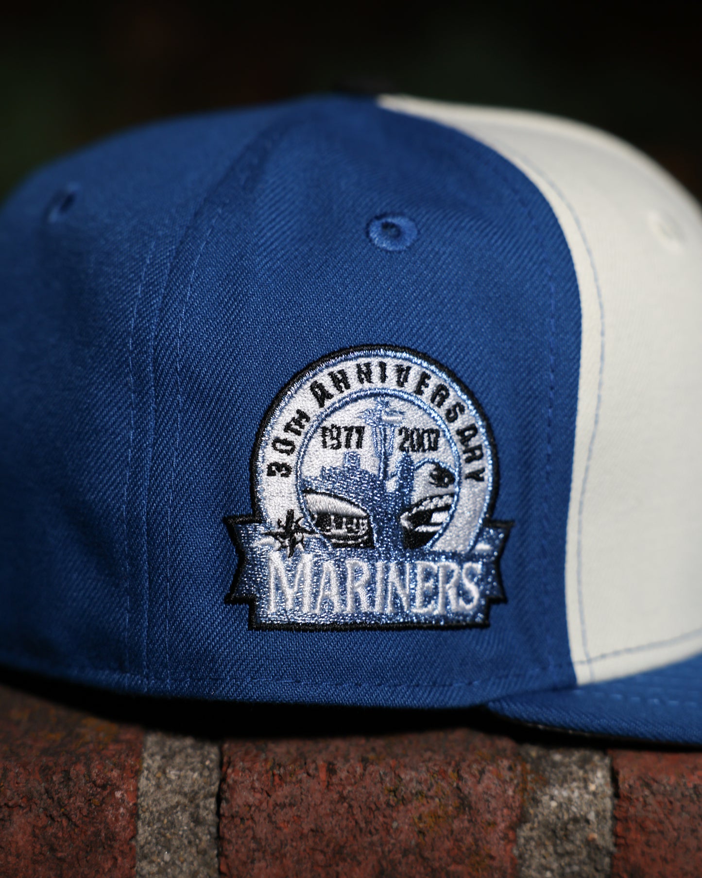 Seattle Mariners 30th Anniversary Chrome White/Seashore Blue 59Fifty New Era