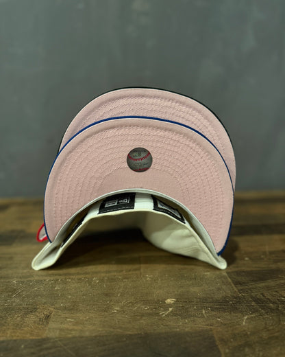Pink under visor detail on the Frosty Preme 2 Pack fitted hats
